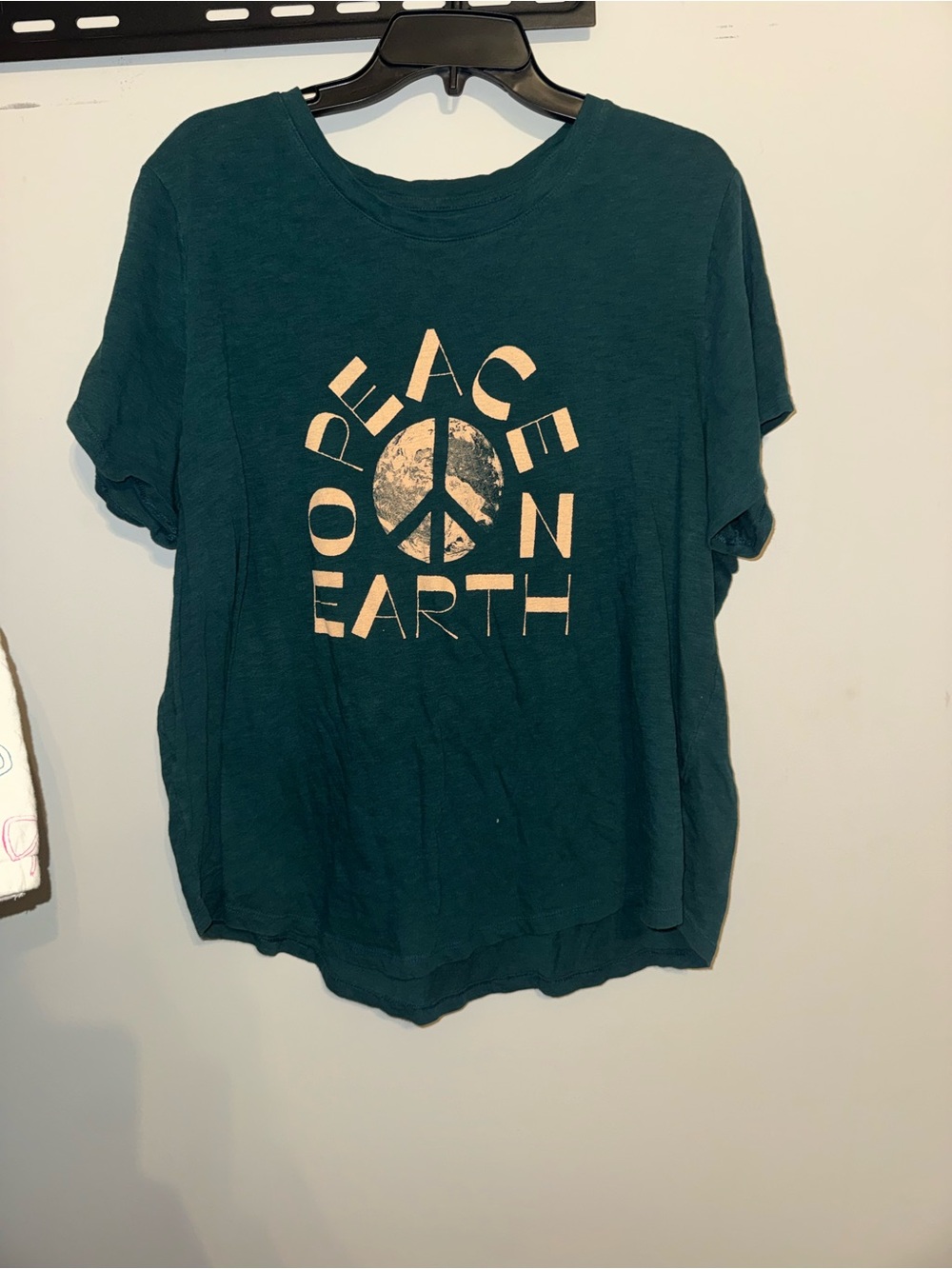 Old Navy Teal Peace On Earth Graphic Tee